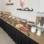 Nocleg ze śniadaniem Posh & Międzywodzie