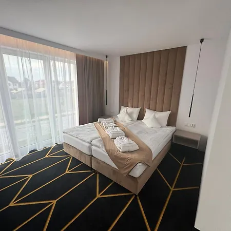 Bed & Breakfast Posh & 4*