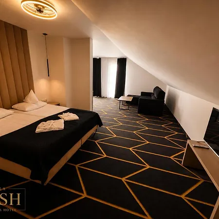 Posh & 4* Międzywodzie