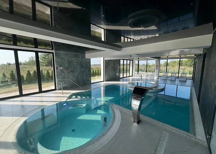 Posh & Bed & Breakfast 4*