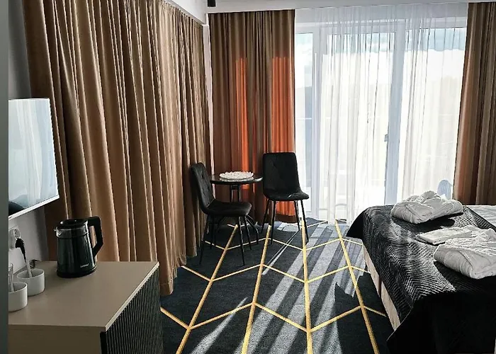 Posh & Мендзыводзе