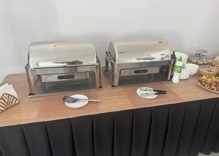 Posh & Bed & Breakfast 4*